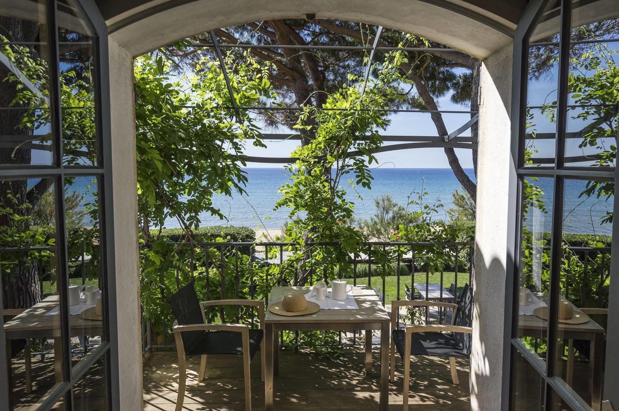 Chateau De Sable Pensjonat Cavalaire-sur-Mer Zewnętrze zdjęcie